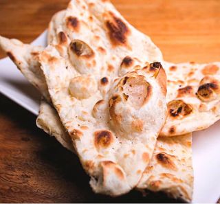 Garlic naan