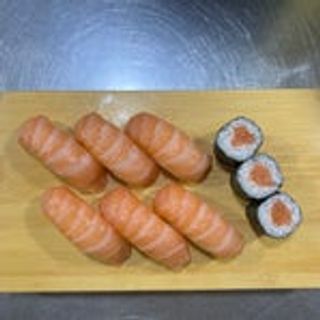 Sushi salmone