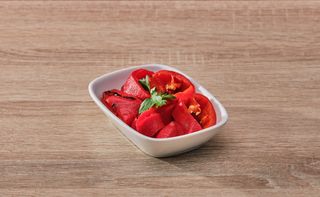 Salată de ardei copți