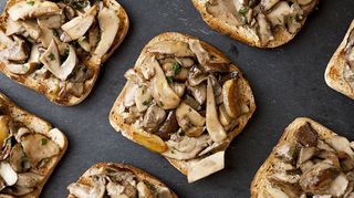 Bruschetta funghi trifolati