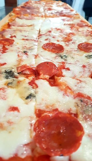 Pizza Zola
