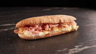 Sendvič sa šunkom i sirom B&S