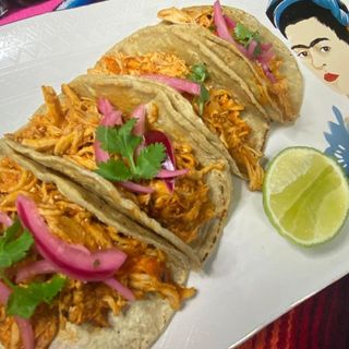 Tacos Tinga de Pollo