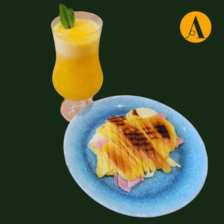 Menu - Croissant Misto com Sumo Laranja Natural