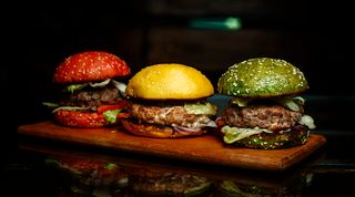 Menú Burger Clásico De Pollo