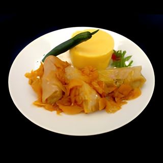 Sarmale cu mamaliguta si smantana 550 gr