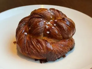 Булочка з кардамоном (120g)