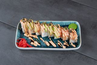 Рол Тигровий дракон з лососем (310/40г)