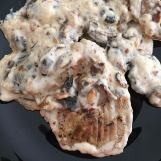 Atún Con Salsa De Setas