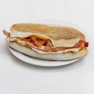 Entrepà Pit Pollastre Bacon i Formatge