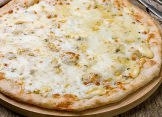 Pizza 4 Quesos (30 Cm.)