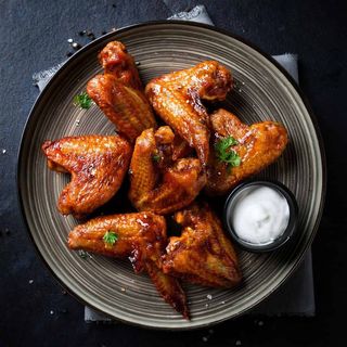 Menú Alitas De Pollo (6 Uds.)