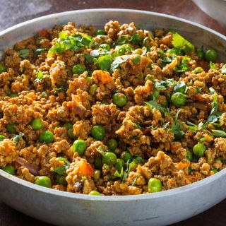 Carne Picada Con Guisantes