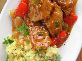 Schab w kawałkach w sosie curry