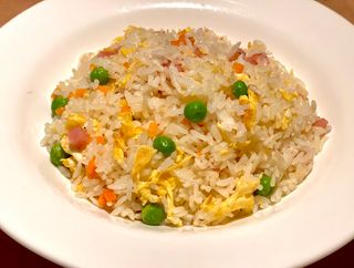 Arroz frito tres delicias