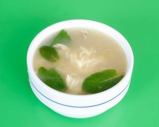 Sopa de Canja de Galinha