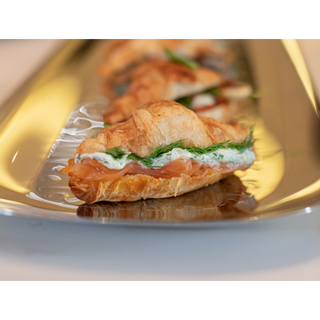  Croissant fourré saumon fumé tzaziki   