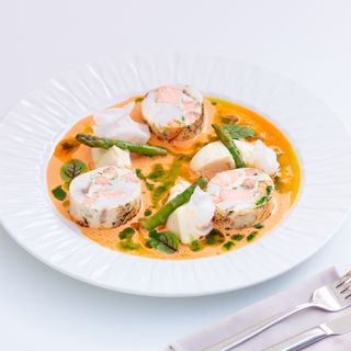 Duet de somon și lup de mare