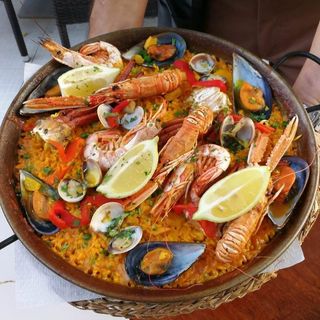 Paella Marinera (Para 2 Personas)