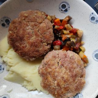 Double beef and pork cutlets