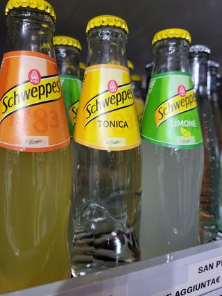 Schweppes  18 cl