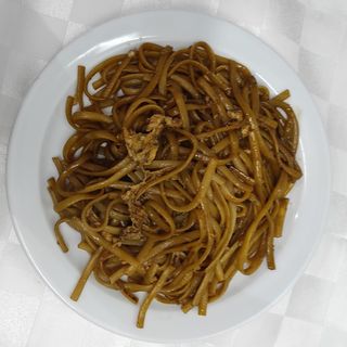 Tallarines Fritos Con Huevo