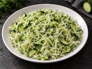 Салат з молодої капусти (100g)