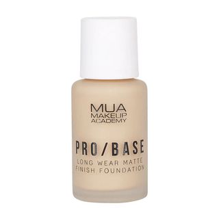MUA PRO/BASE MATTE FINISH FOUNDATION 110