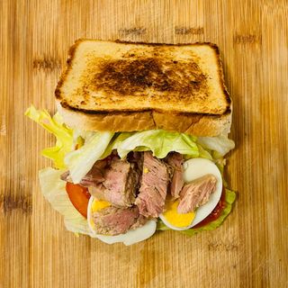 Sándwich Vegetal con atún 