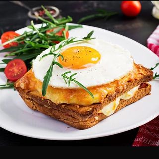 Sándwich mixto con huevo