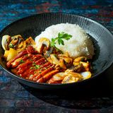 Pato Crispy Con Setas En Salsa De Ostras Y Hoisin