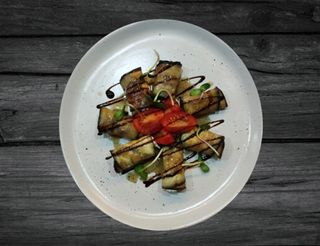 Рулетики з баклажанів