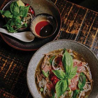 Phô Clássico de Carne de Vaca