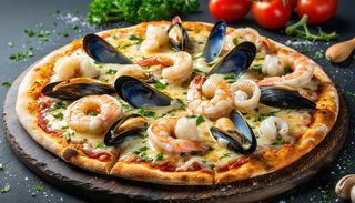 Pizza cu fructe de mare