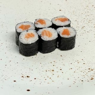 Maki De Salmón (6 Uds.)