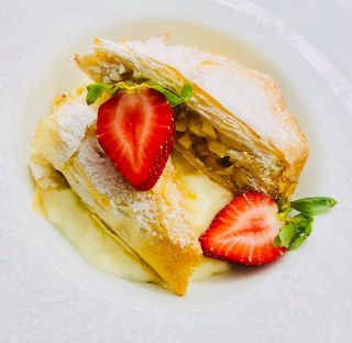 Apple the Venous strudel