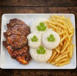 Filé com Arroz e Batatas Fritas 4Pessoas