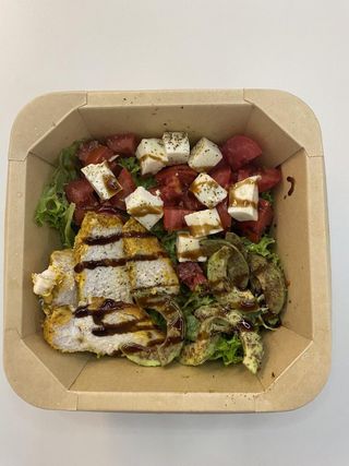 Салат Авокадо з куркою