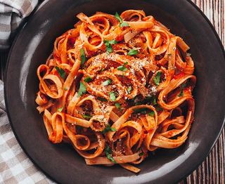 Box menú con tallarines italianos