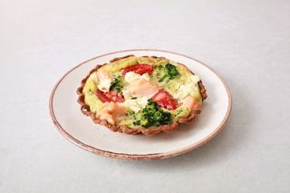 Киш з лососем