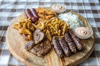 Platou Grill 2-3 persoane  1700gr