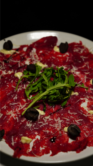 CARPACCIO Z POLĘDWICY WOŁOWEJ