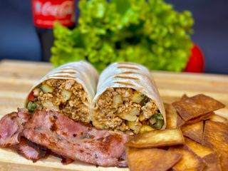 ბურიტო ბეკონით კომბო