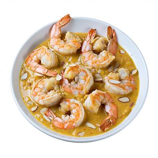 85. Langostinos Con Yogur Y Almendras