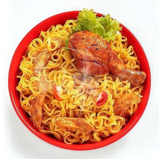 Stir Fried Chicken Chow Mein with Noodles
