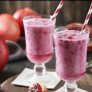 Pomegranate Shake 500. M.L