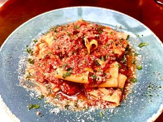 Macarrones al mas estilo clasico, estilo bolognesa