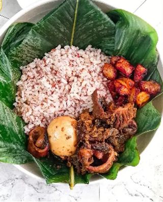 Ofada Rice with ofada sauce