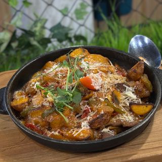 Гаряча сковорідка з телятиною (250г)