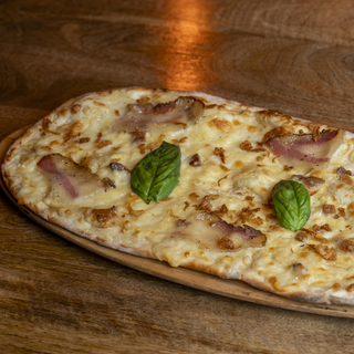  Pizza Carbonare